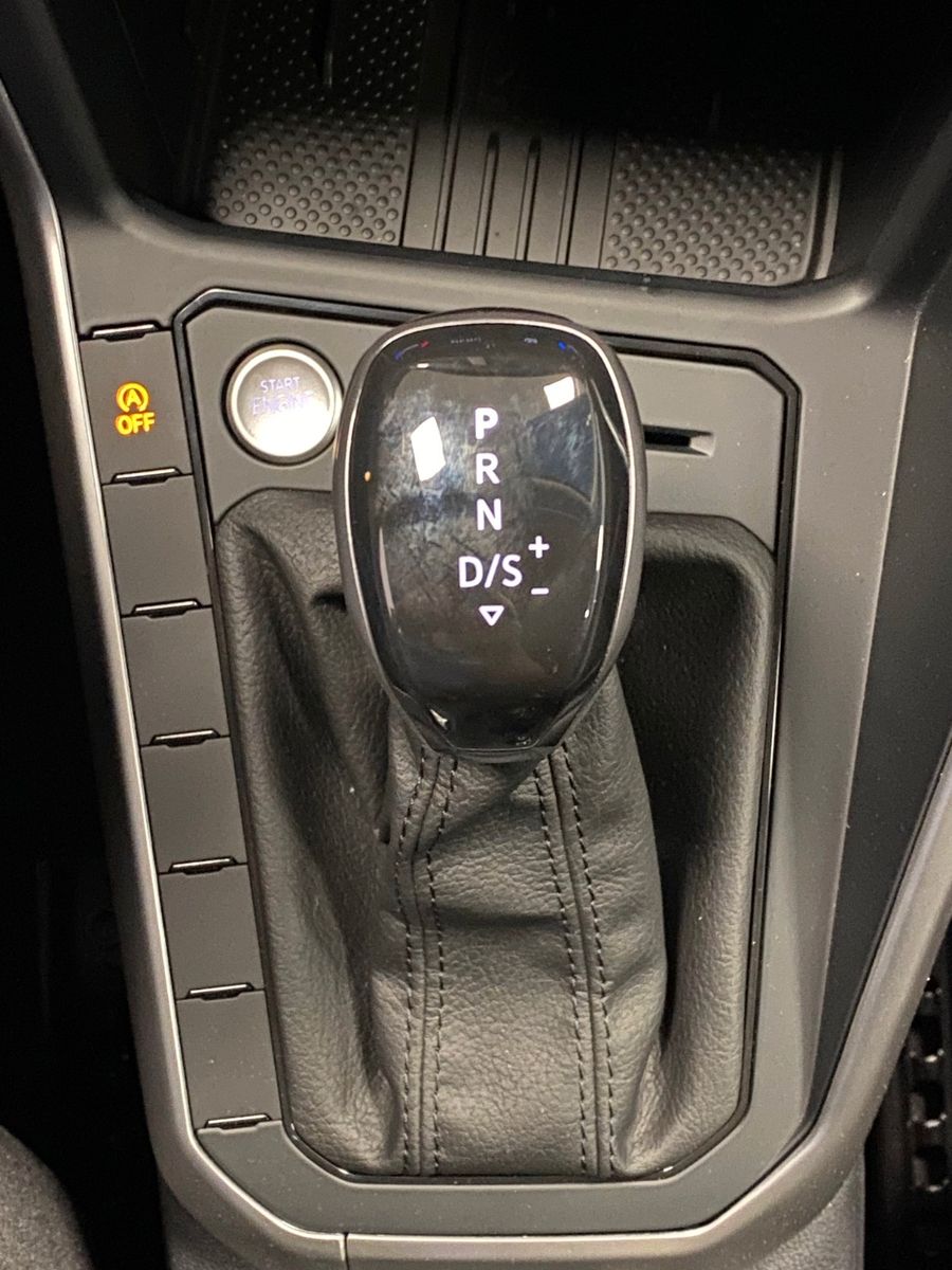 Fahrzeugabbildung Volkswagen Taigo 1.5 TSI DSG Life+MATRIX LED+KAMERA+AppCon+