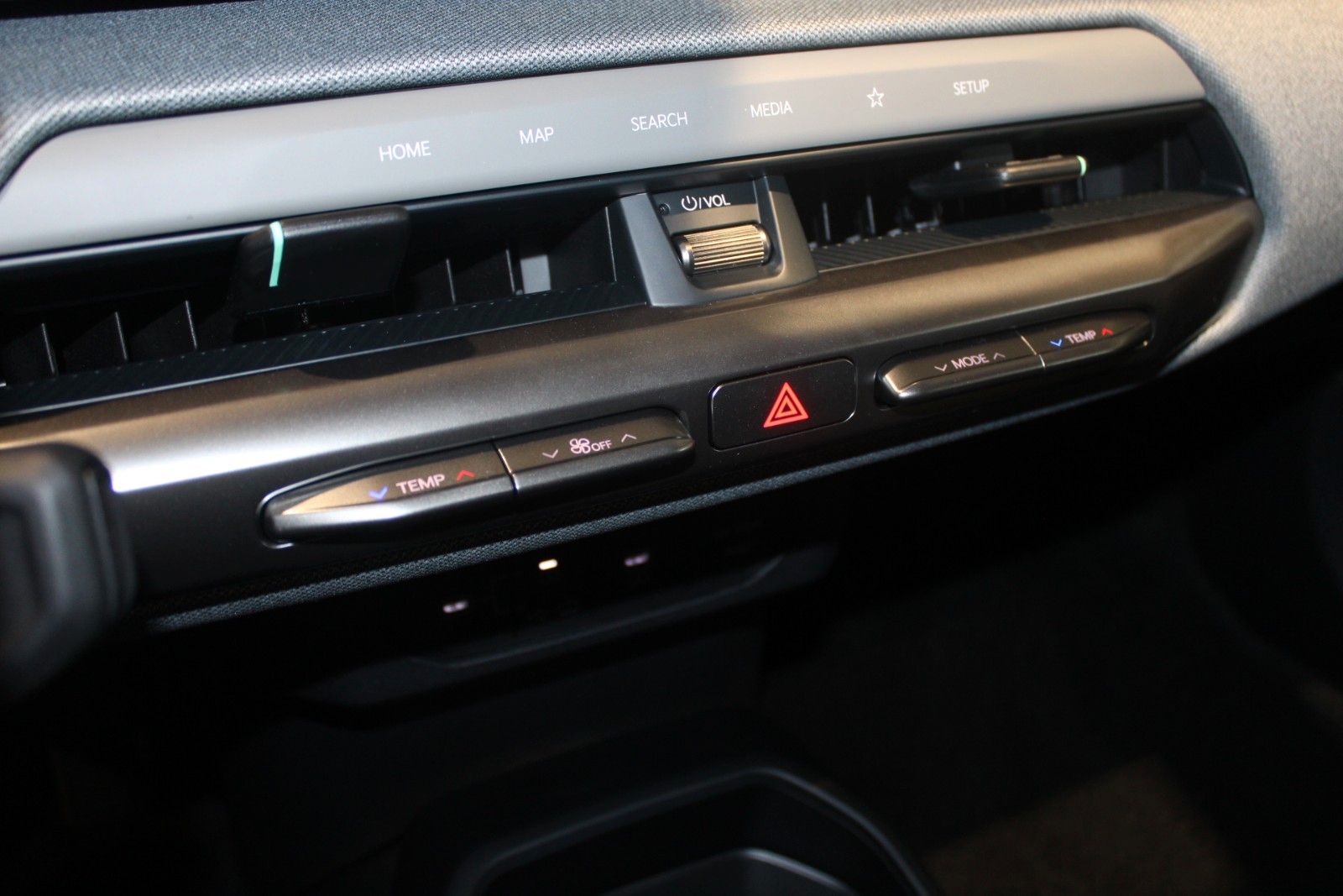 Fahrzeugabbildung Kia EV4 81 kWh 150 kW Earth TECHNOLOGY + UPGRADE