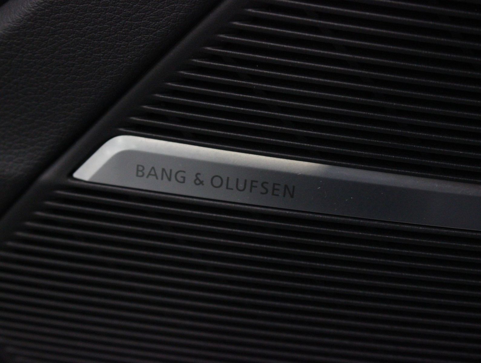 Fahrzeugabbildung Audi Q8 50 TDI quattro S Line Edition All Black+VOLL