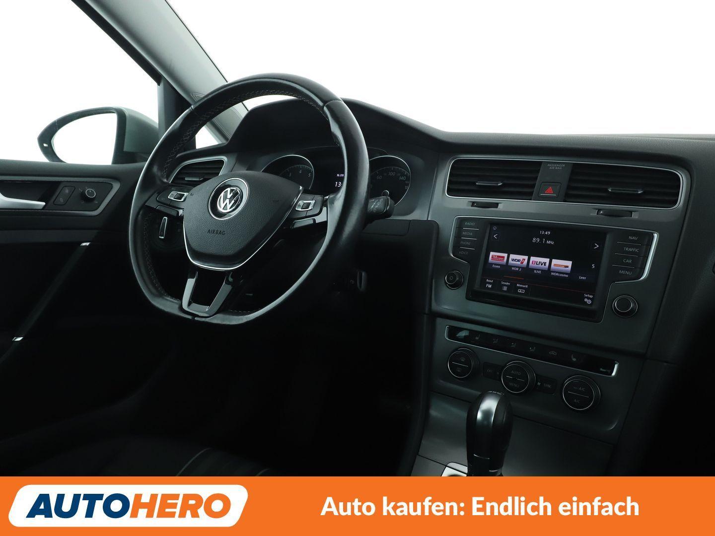 Volkswagen Golf VII 1.4 TSI Lounge BlueMotion Tech Aut.