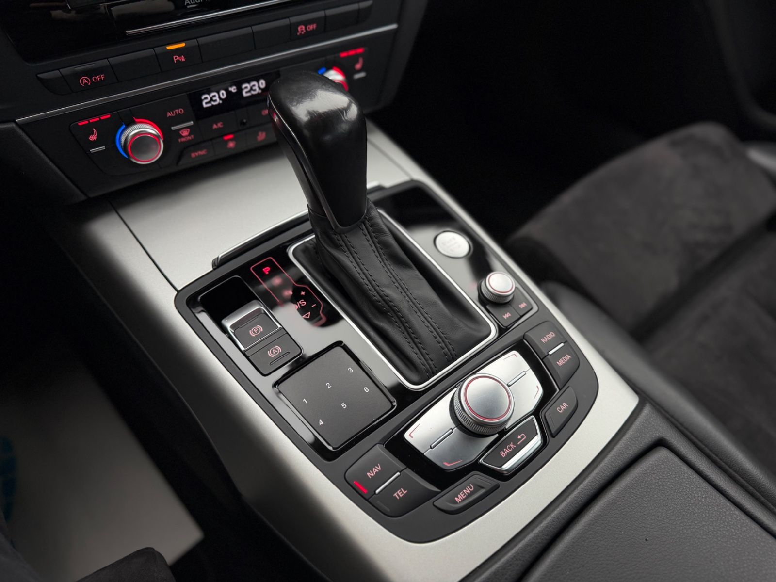 A6 Avant 2.0 TDI ultra S Tronic Navi Leder
