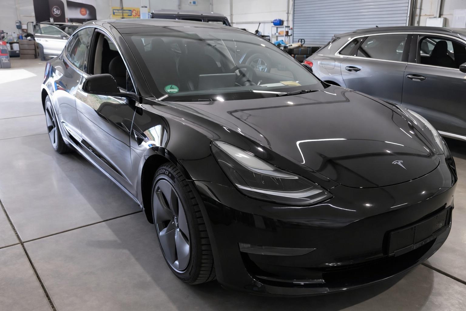Tesla Model 3 Long Range Dual AWD Enhaced AP | 8-Fach