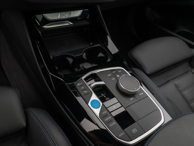Foto Nummer 22: BMW iX3