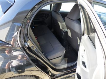Toyota Yaris - 7