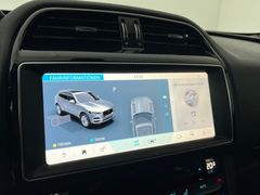 JAGUAR F-PACE R-Sport 4x4 PANO/ MERIVAN /1.HD / 81.tKM JAGUAR F-PACE R-Sport 4x4 PANO/ MERIVAN /1.HD / 81.tKM