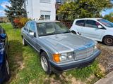 Mercedes-Benz W201 - Mercedes-Benz 190 Gebrauchtwagen in Stuttgart