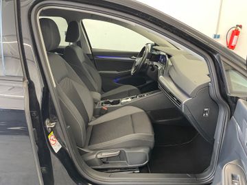 Volkswagen Golf - 9