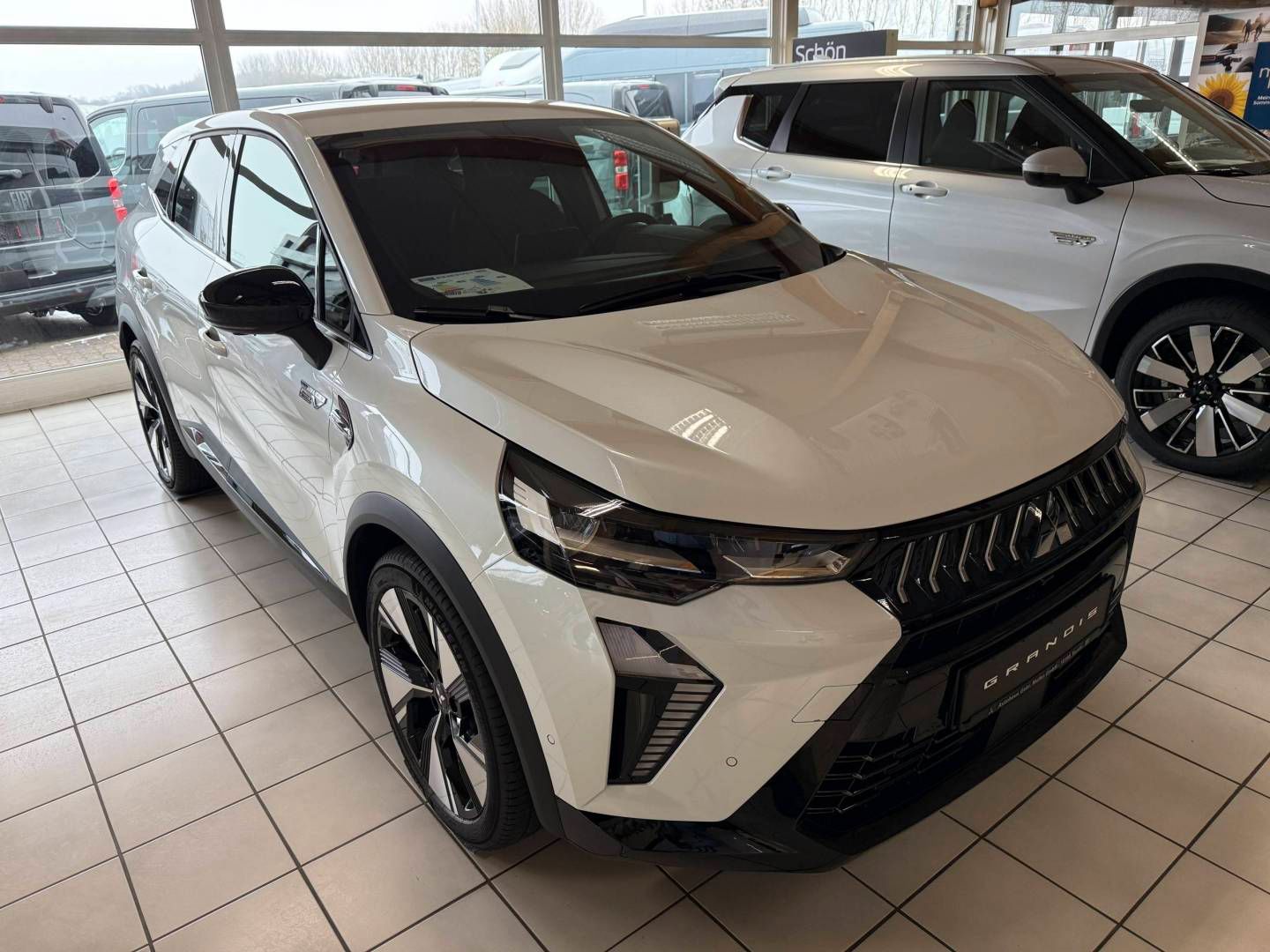 Fahrzeugabbildung Mitsubishi Grandis Intro Edition 1.8 Hybrid