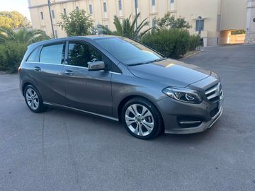 Mercedes B 180 - 12