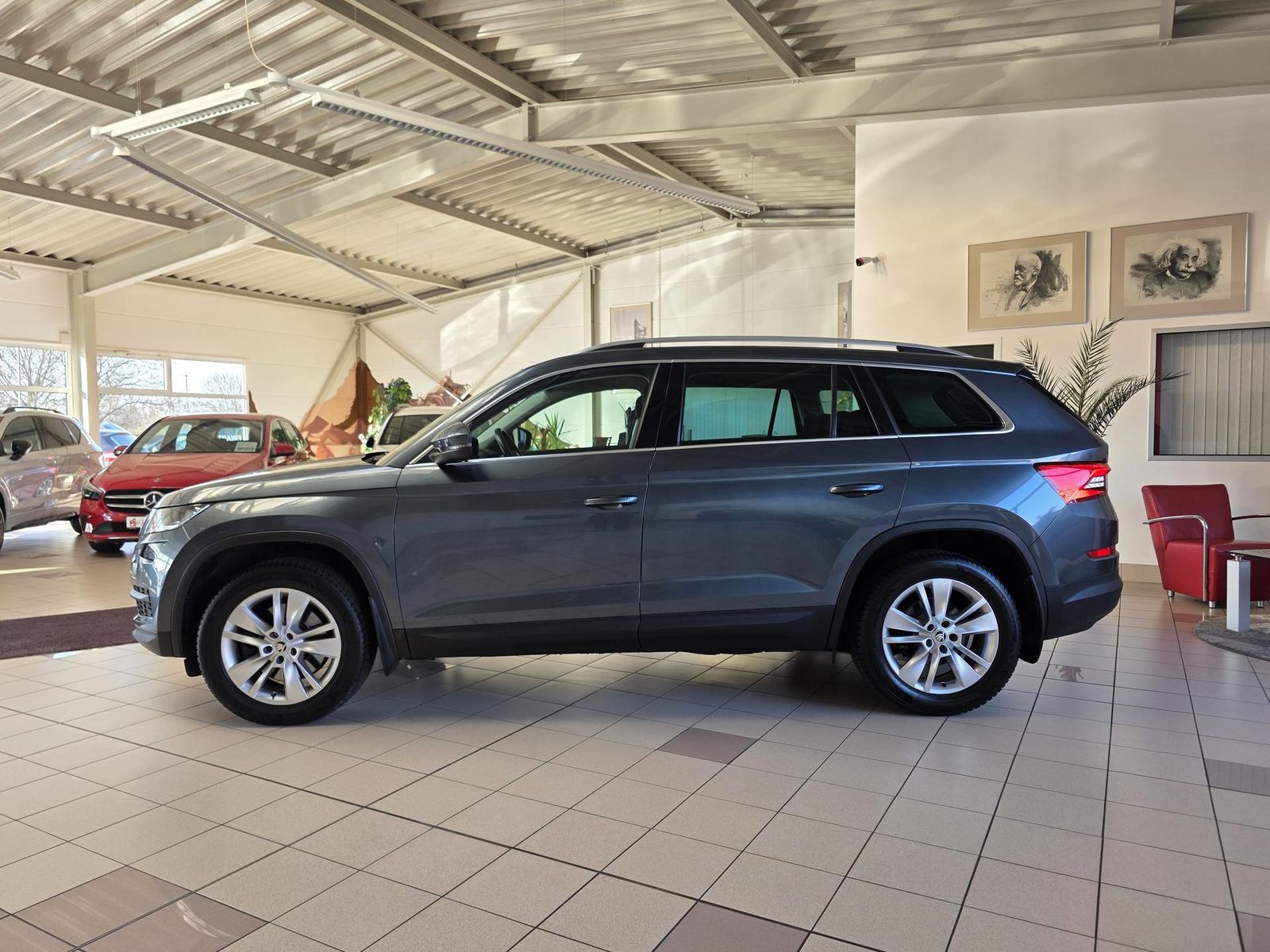 Fahrzeugabbildung SKODA 2.0 Kodiaq 4x4/1.Hd/Navi/CAM/Keyless/ACC/Memo