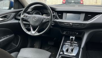 Opel Insignia - 10