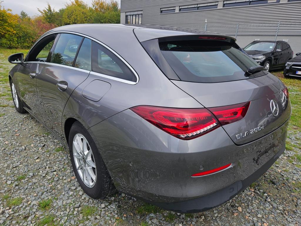 Mercedes-Benz CLA 200 Shooting Brake
