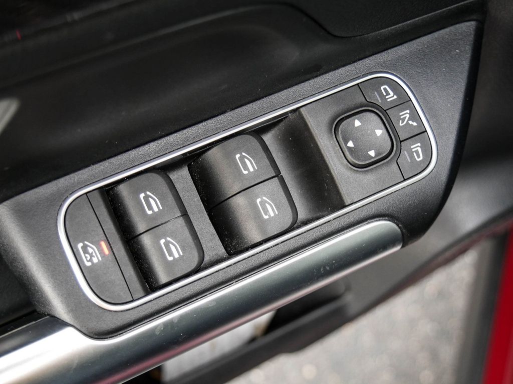 Mercedes-Benz GLA 35 AMG AMG GLA 35 4M |DISTR|KEYL|NAVI|MBeam|PANO|BURM