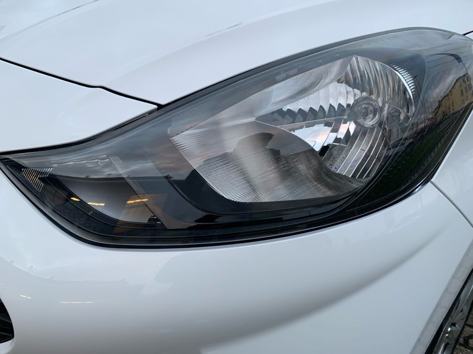 Fahrzeugabbildung Hyundai i10 1.0 Select Navi Kamera