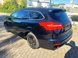 Ford Focus 1,0 Turnier ST-Line Red; Navi - Ford Focus: ST Line Red