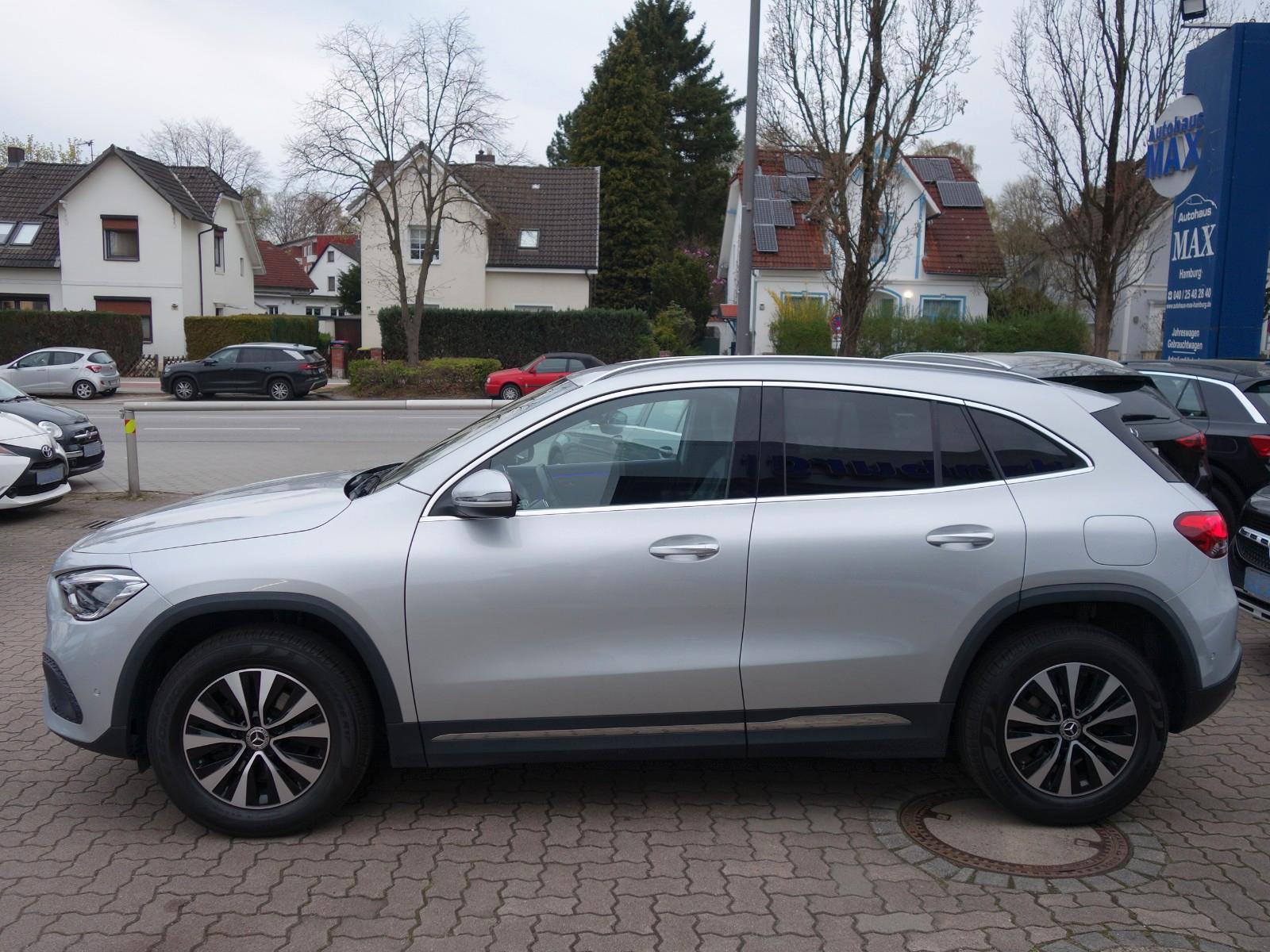 Mercedes-Benz GLA 200 d Progressive