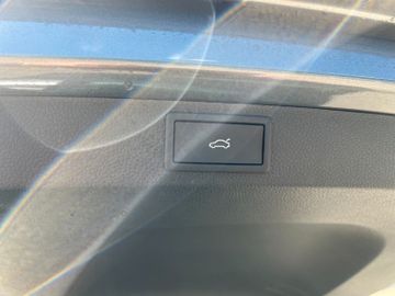 Skoda Karoq Balance 1,5 TSI DSG NAVI LED Kamera