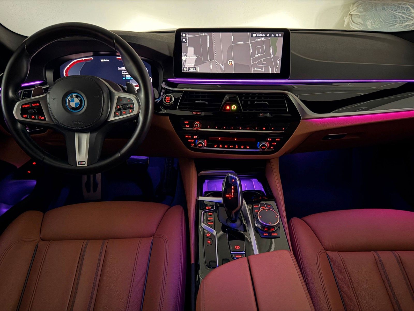 Fahrzeugabbildung BMW 530 e M SPORT/LED/HuD/LIVE COCKPIT+/19% MwSt.