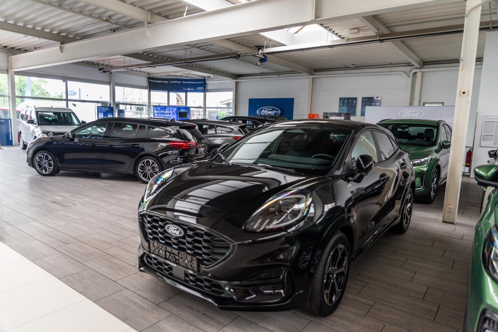 showroom-image-bottom