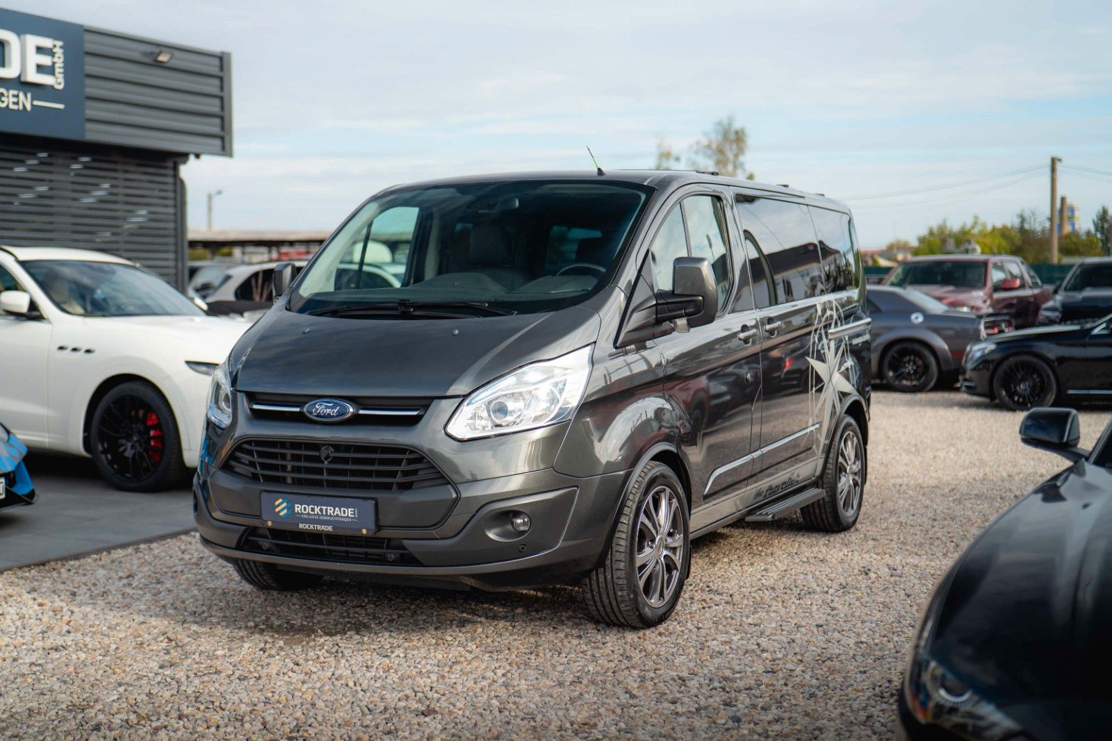 Ford Tourneo Custom 300 L1 Titanium Business Edition