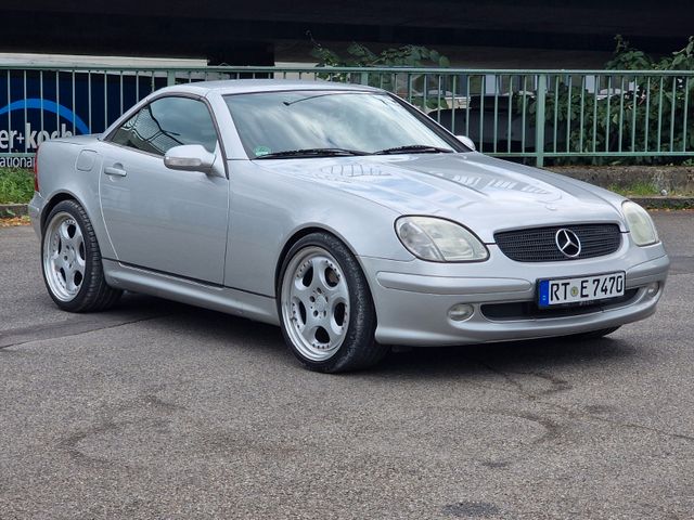 Mercedes-Benz SLK 230 KOMPRESSOR *Brabus 18"*Klima*TÜV NEU*