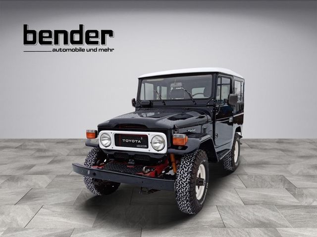 Toyota Land Cruiser BJ40 aufwendig restauriert*H-Kennz.