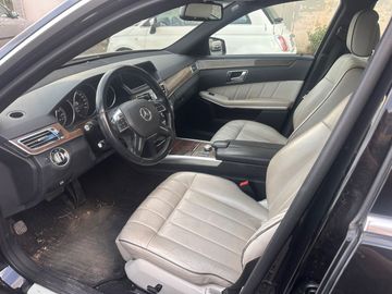 Mercedes E 250 - 6