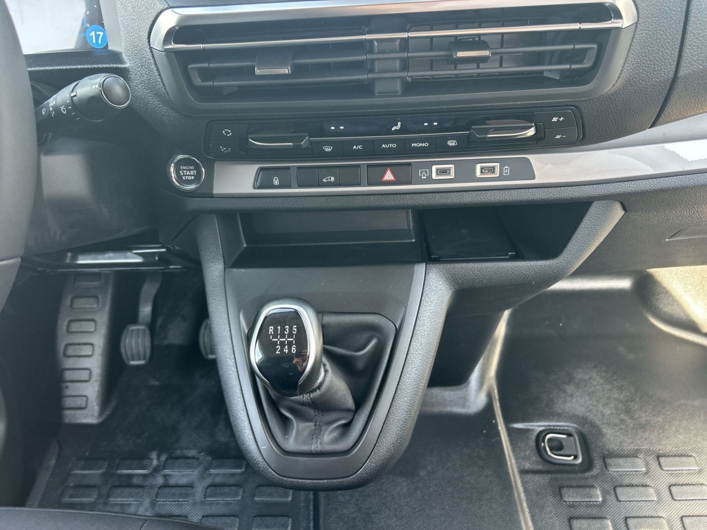 Fahrzeugabbildung Peugeot Expert Kasten Lang 2.0 BlueHDi 145 FAP EU6d *Kli