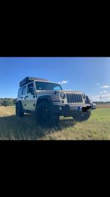 Jeep Wrangler JK Camping 2.8 CRD HANDSCHALTER - Jeep Wrangler: J8
