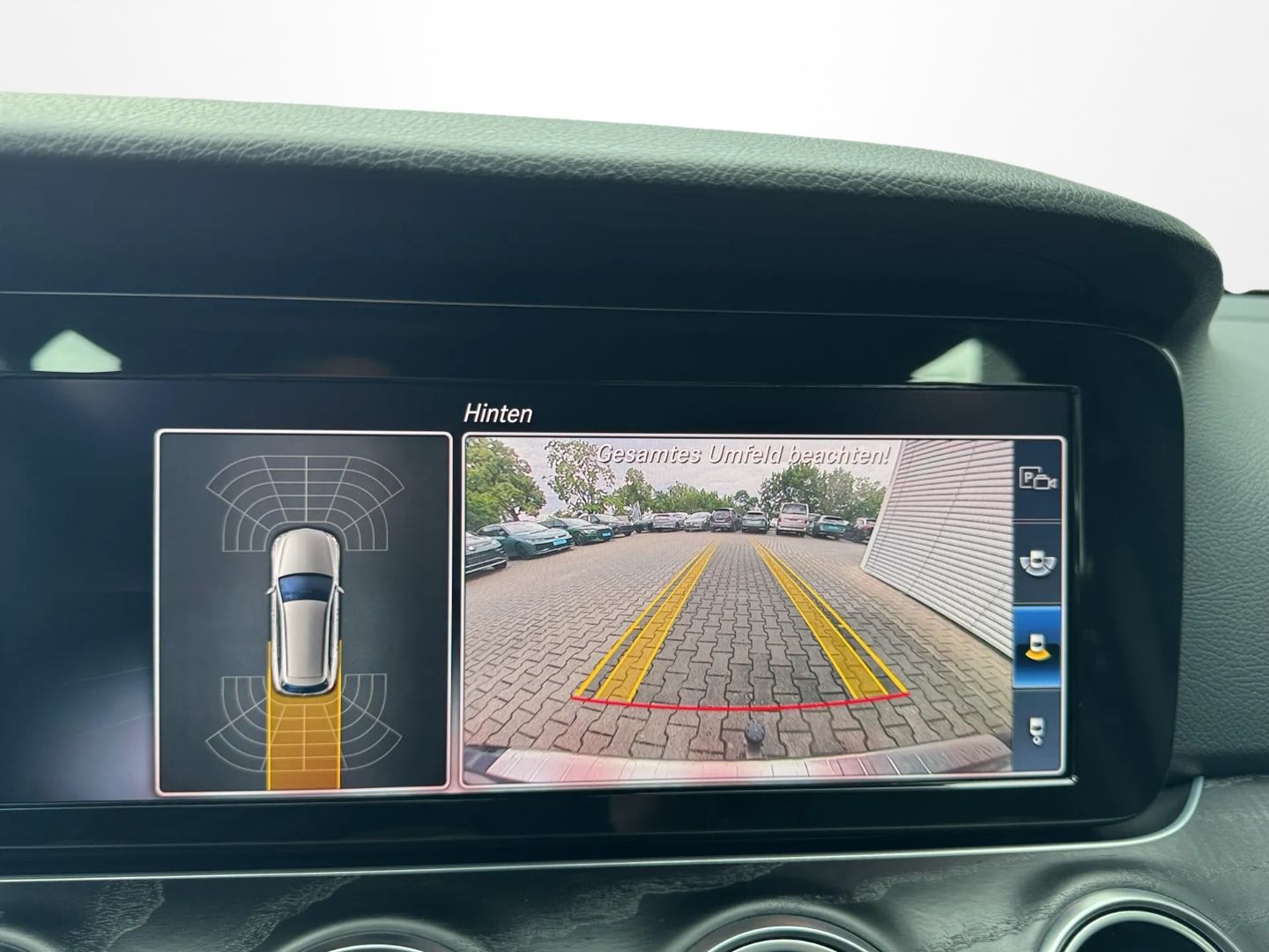 E 220 Avantgarde * NAVI*LED*AHK*