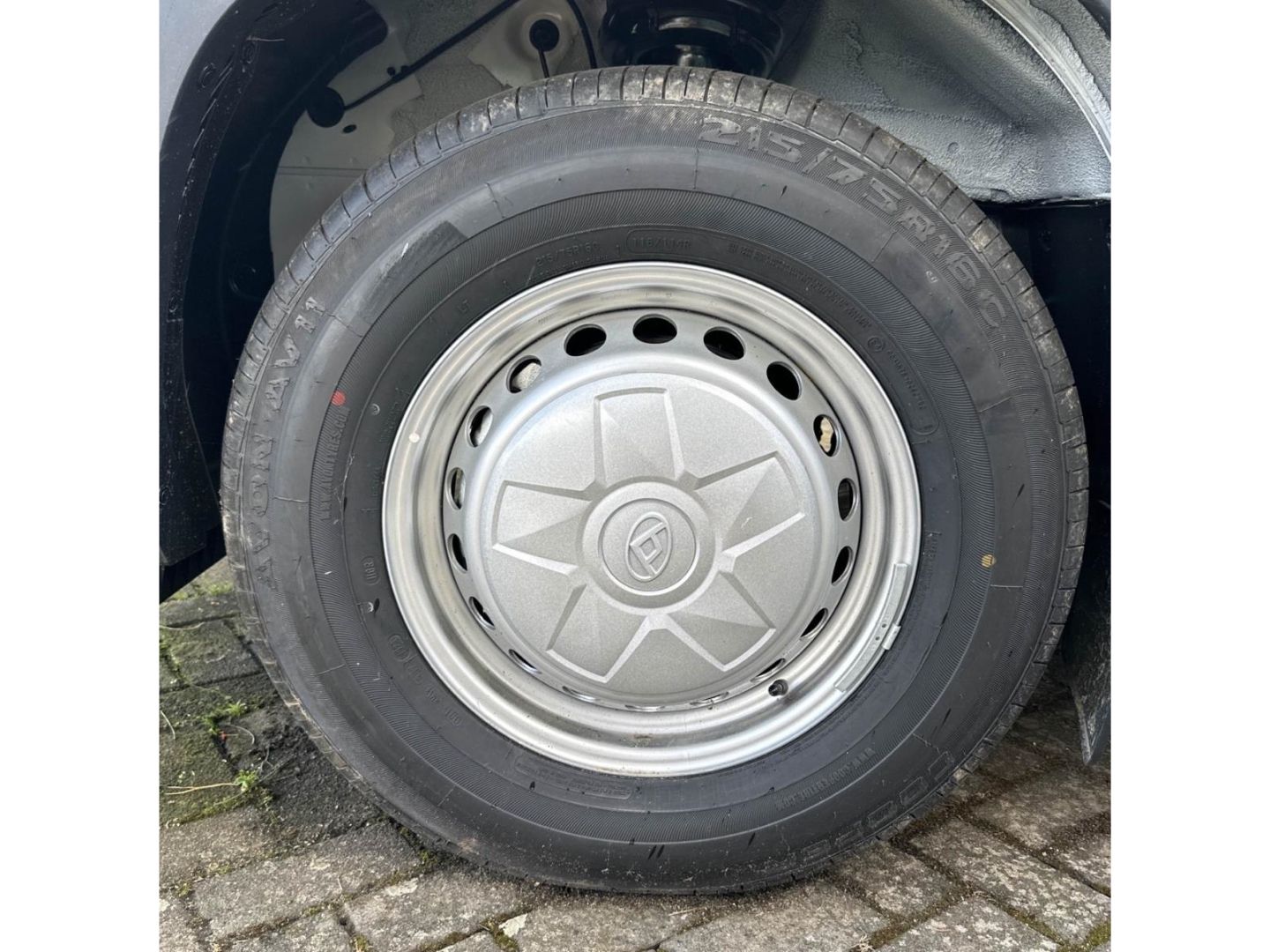 Fahrzeugabbildung Maxus Deliver9 Kasten 108 kW EU6d 2.0 Diesel Panel Van
