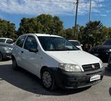 Fiat Punto 1.3 MJT 16V 3p. 4p.ti Active Van - Fiat Punto Active mit Diesel-Antrieb