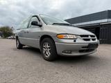 Chrysler Grand Voyager LX 3.8 - Chrysler Grand Voyager aus 2000
