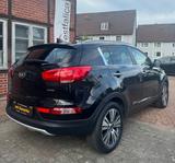 Kia Sportage 2.0 Platinum Edition 4WD*1Hand*Panorama - Kia Sportage mit Diesel-Antrieb: Geländewagen, Automatik, 2.0