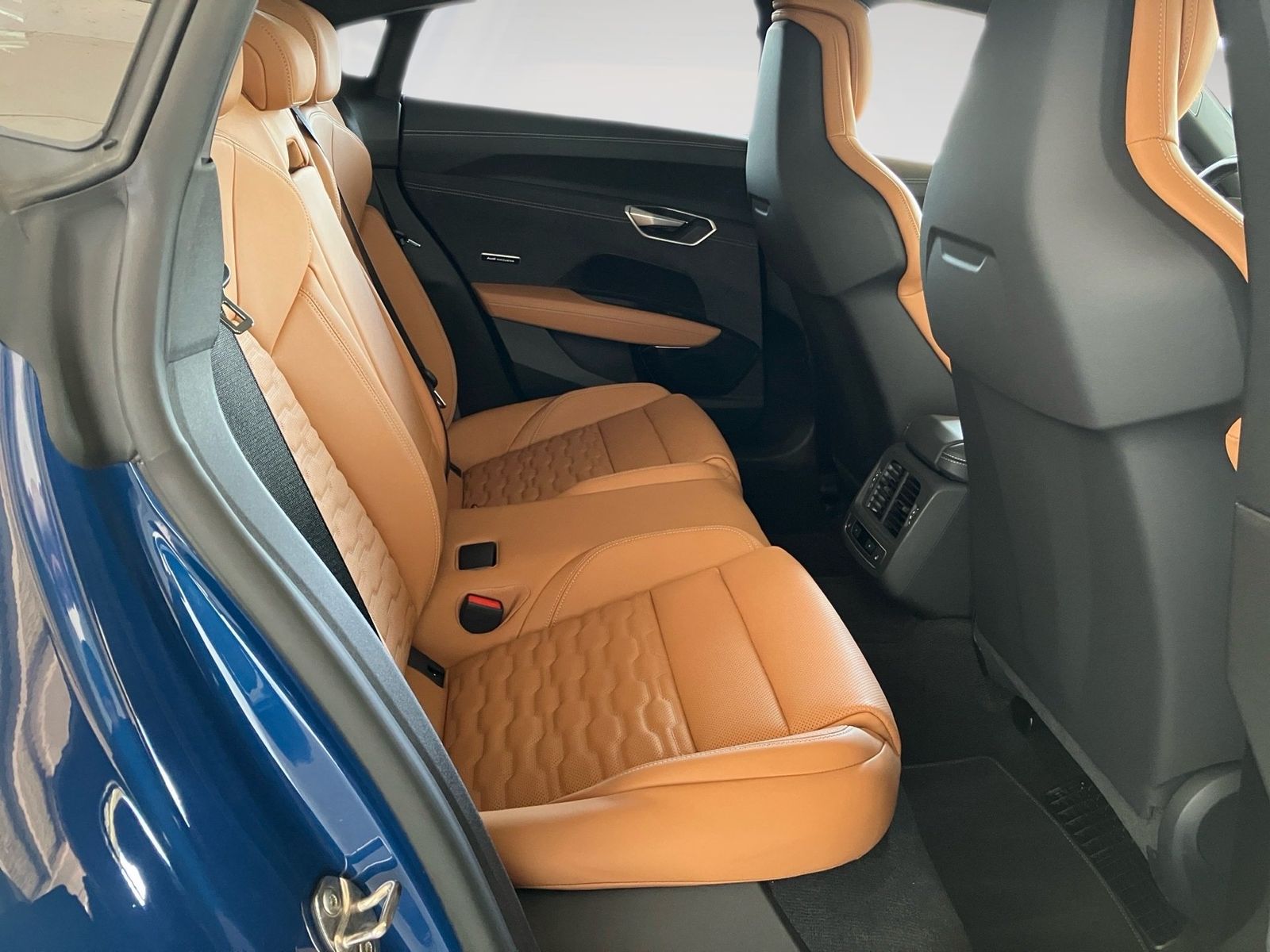 Audi e-tron GT - Bild 10