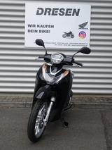 Honda SH Mode 125 * 1. Hand * 2.200KM * - Honda Motorräder in Saarbrücken
