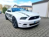 Ford Mustang 3.7 V6 Tausch möglich - Ford Mustang aus 2013: V6