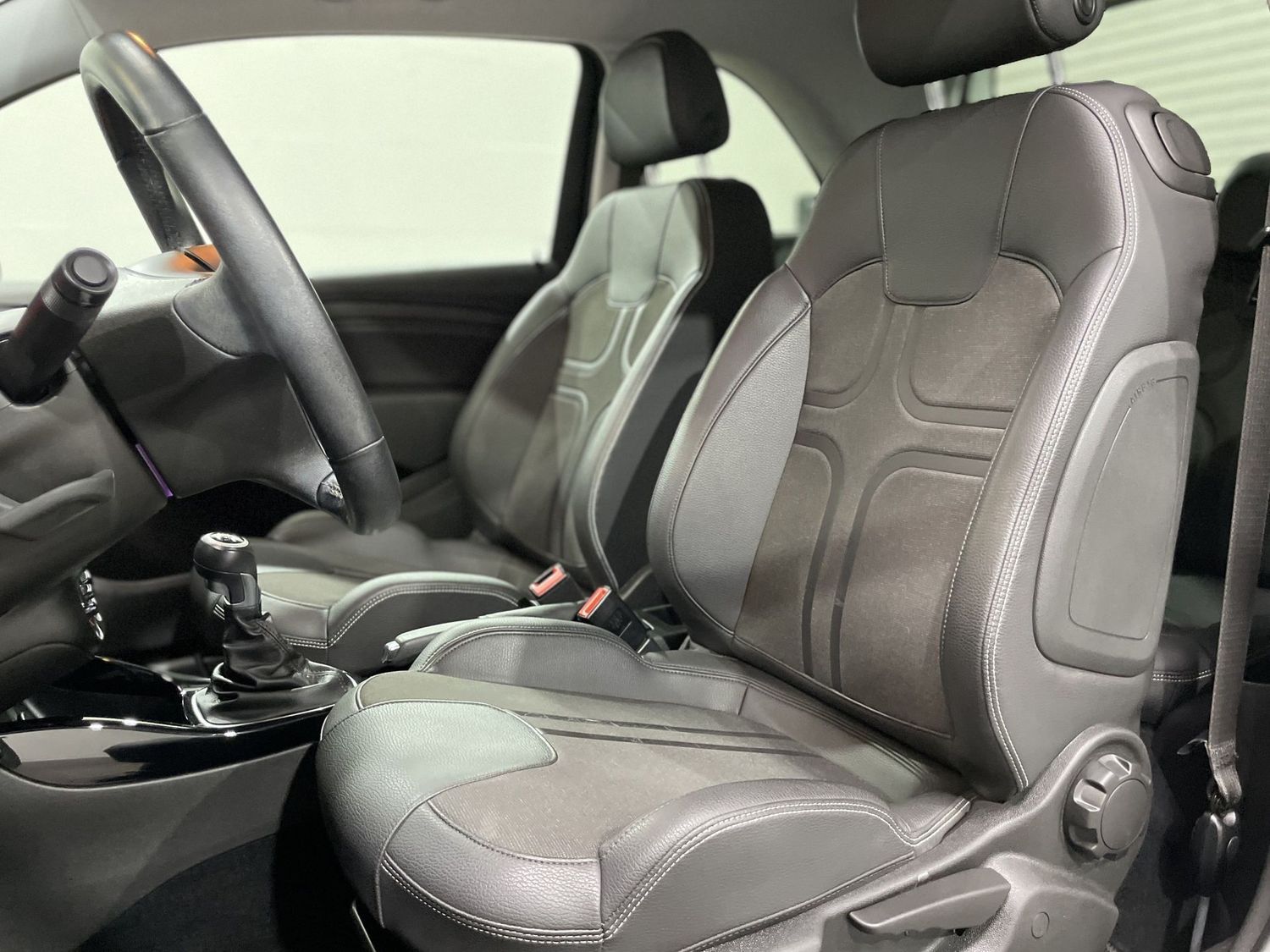 Fahrzeugabbildung Opel Adam Slam#Sport#Tempo