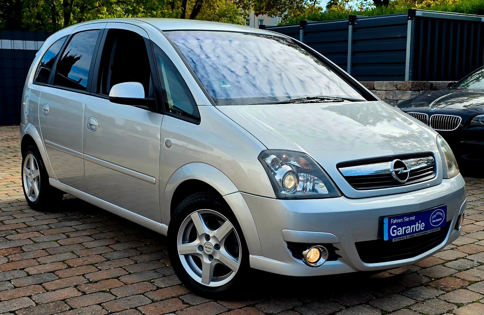 Opel Meriva 2009 — rear view