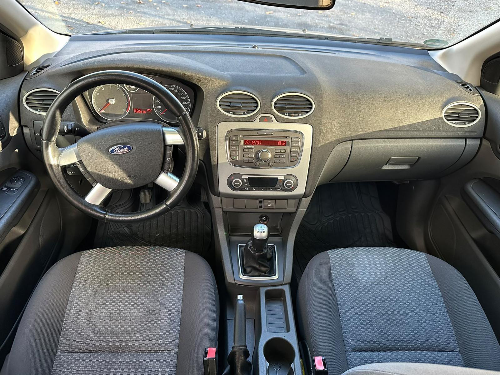 Ford Focus 2008 — photo 13