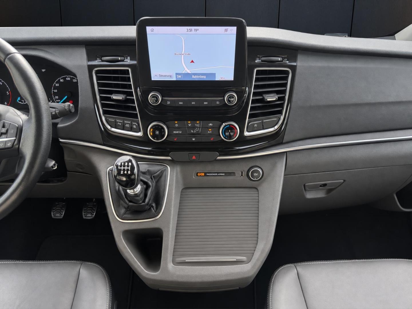 Ford Tourneo Custom Transit Kombi 320 L2 Titanium X A