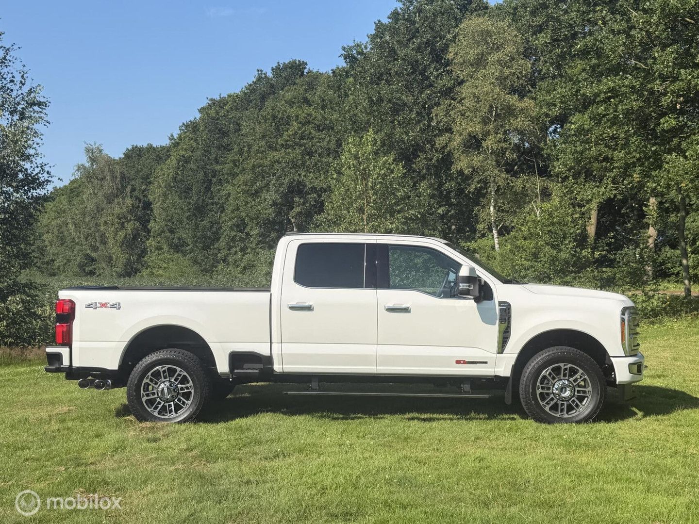 Ford F 250 USA 6.7 V8 Powerstroke Limited H.O. imagem 2