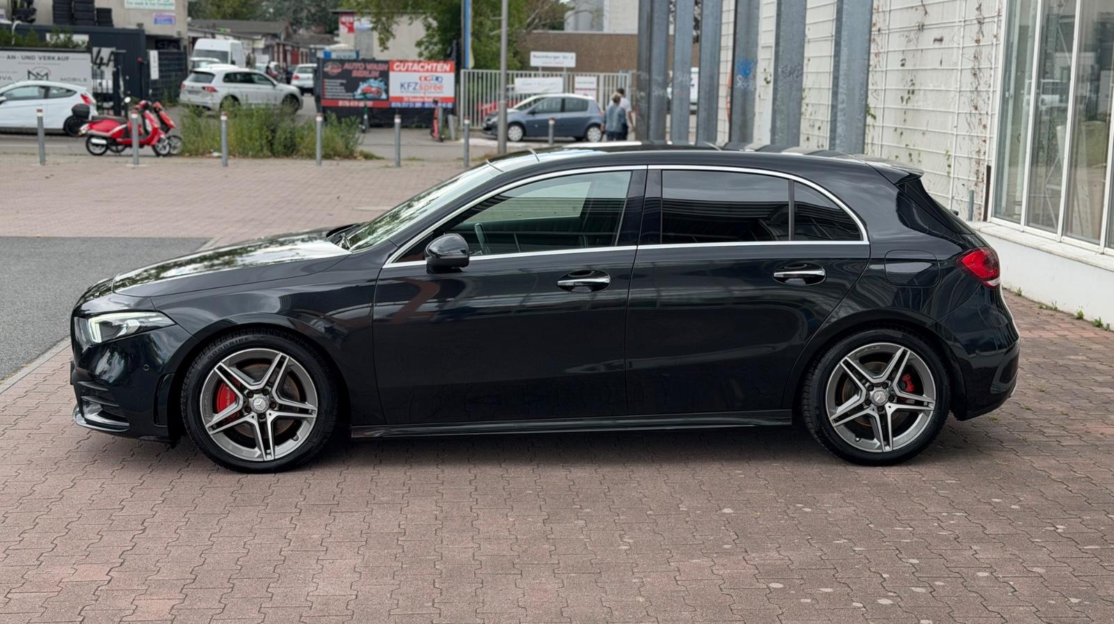 Mercedes-Benz A 200 AMG Line 4Matic 190ch - 1 ère main - Toit ouvrant - Carnet entretien - Virtual cokpit