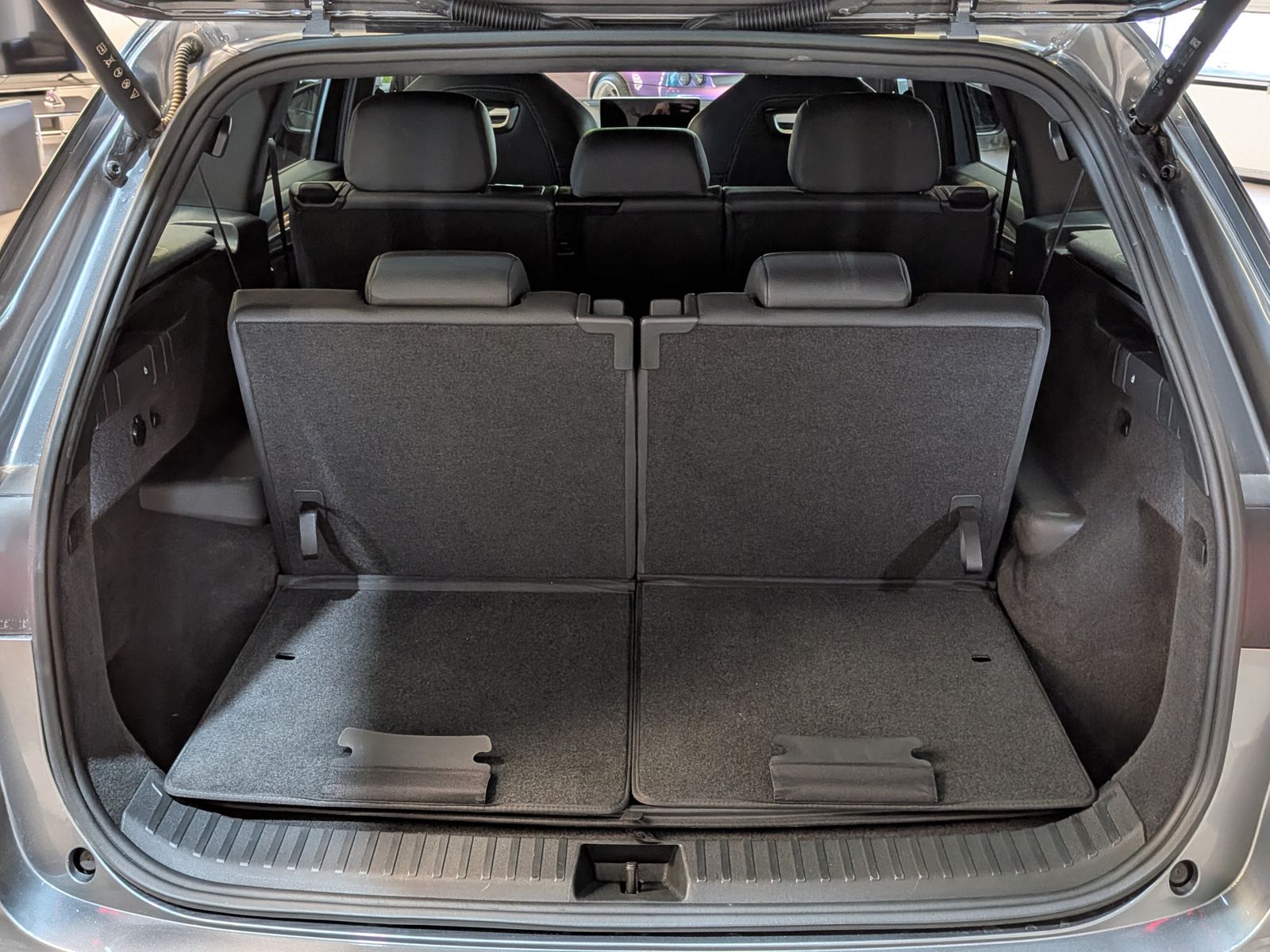 Fahrzeugabbildung SKODA Kodiaq 2.0TDI SPORTLINE*MEMOR*CAM*LED*ACC*7-SITZ