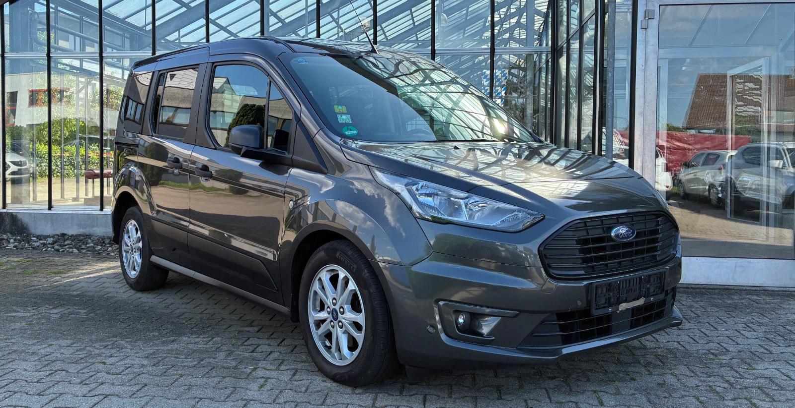 Ford Tourneo Connect 1.5 TDCi 5-sitzer AHK Automatik