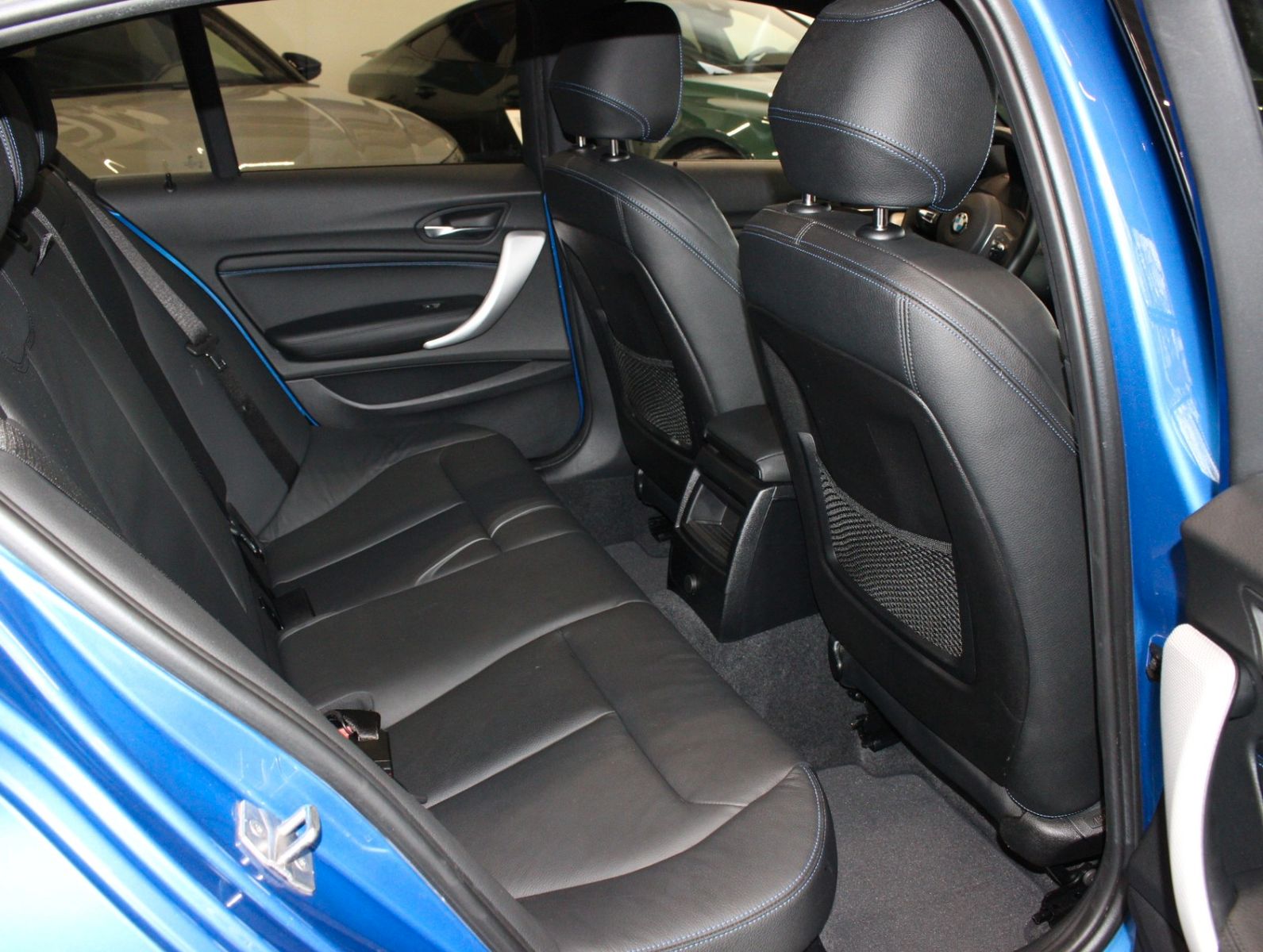 Fahrzeugabbildung BMW 118i Edition M Sport Shadow*1.Hand