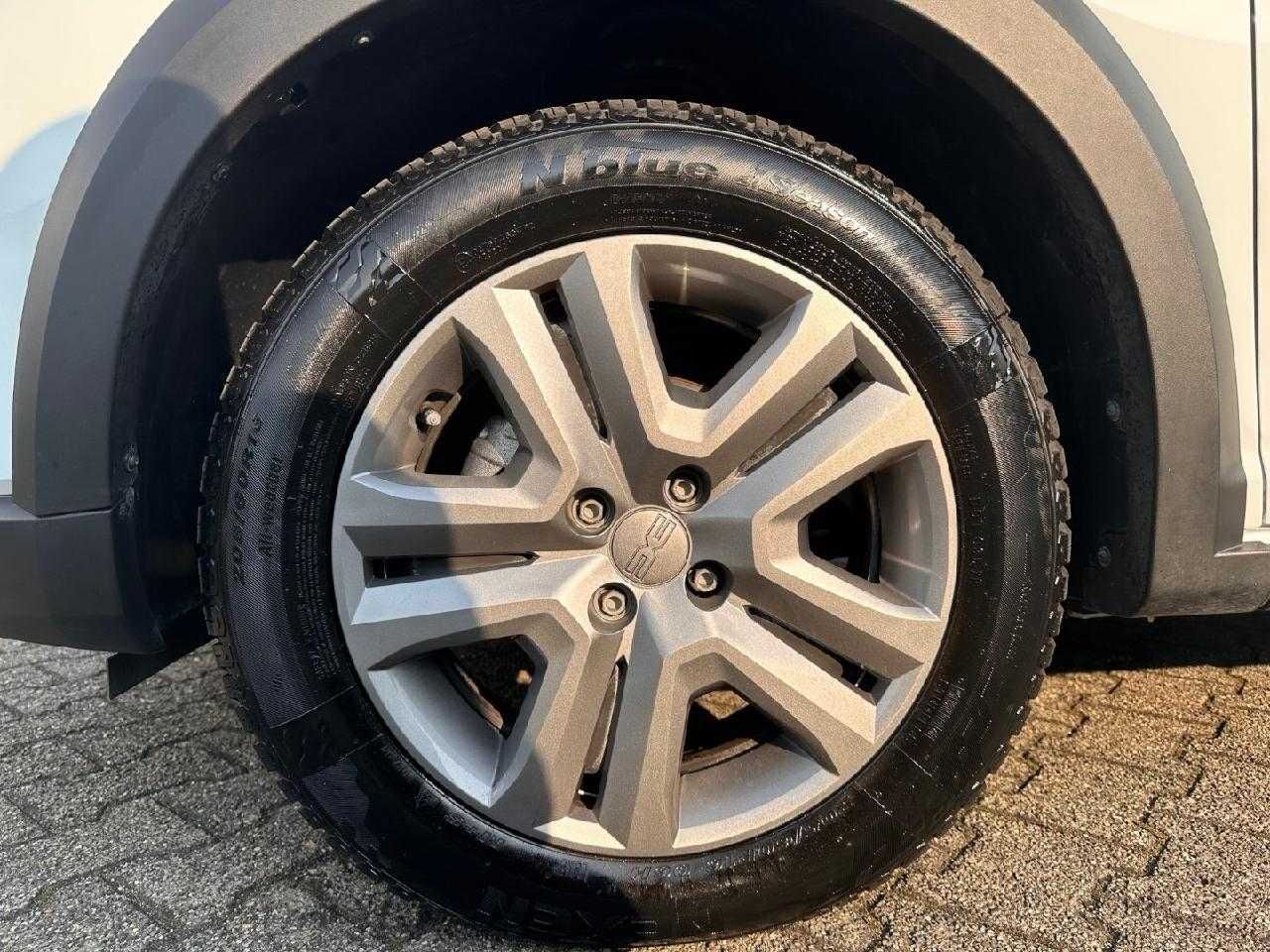 Fahrzeugabbildung Dacia Sandero Stepway Expression TCe 90 Automatik