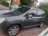 Kia familian van - Kia Carens aus 2007 mit Diesel-Antrieb