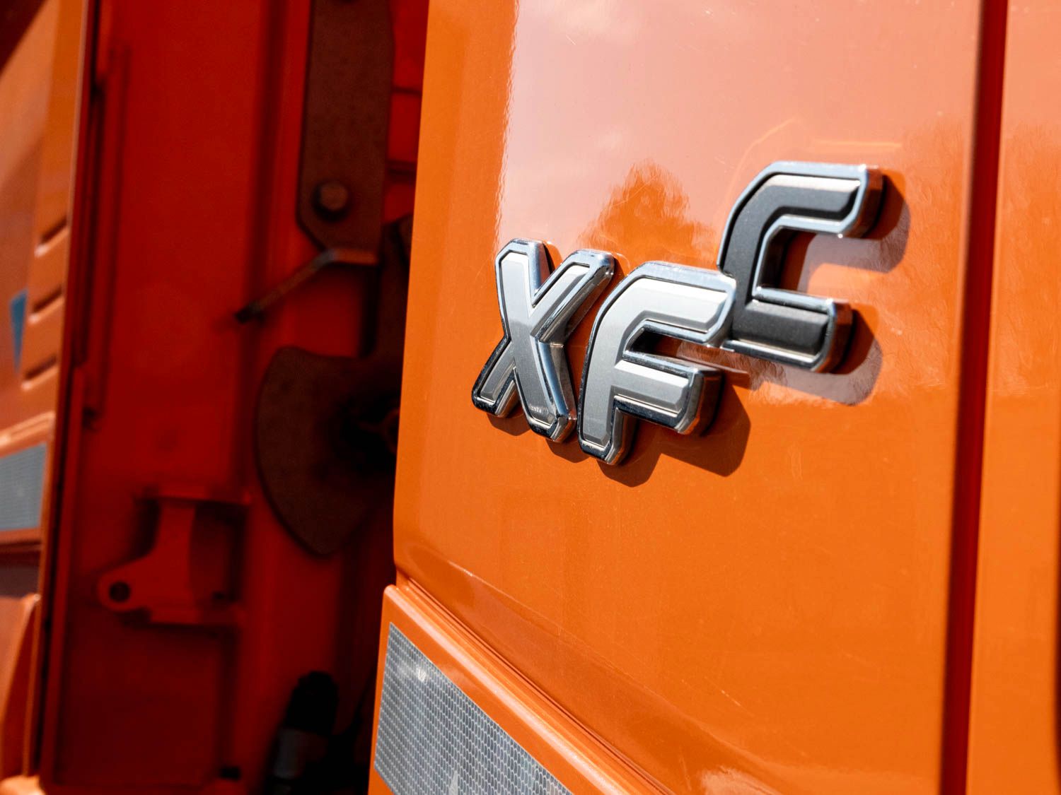 Fahrzeugabbildung DAF FAT XFC 530 Meiller Trigenius D316