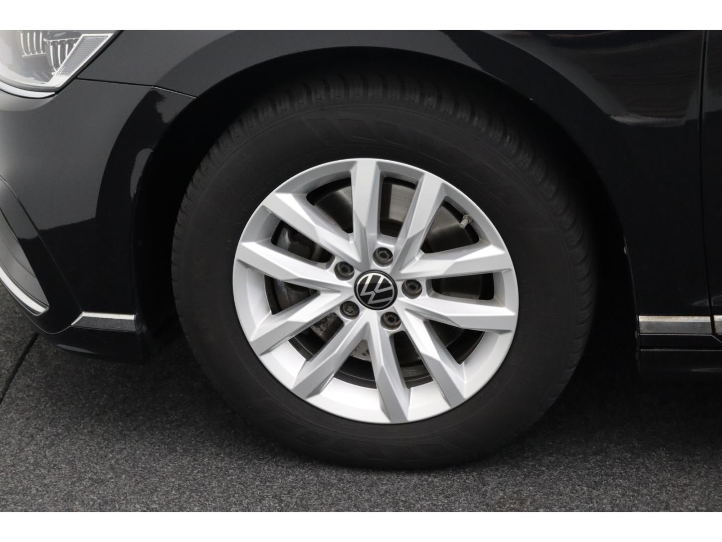 Volkswagen Passat Variant 2.0 TDI DSG elegance R-LINE AHK, миниатюра 9